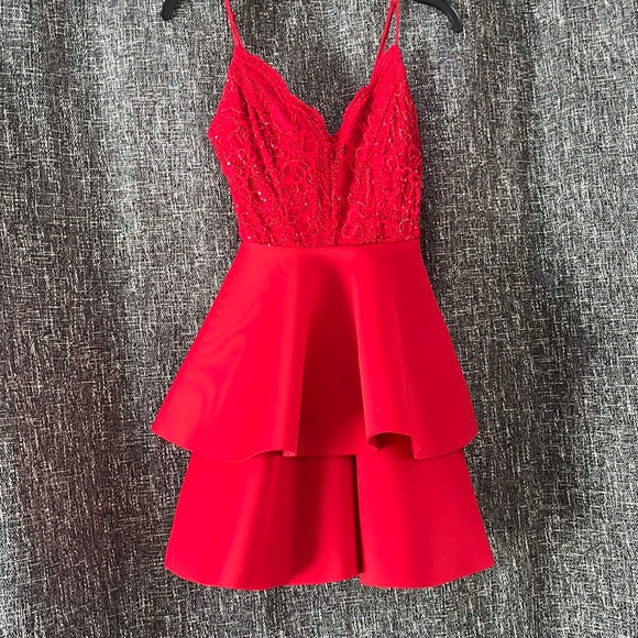 Red prom dress - Picture 1 of 2